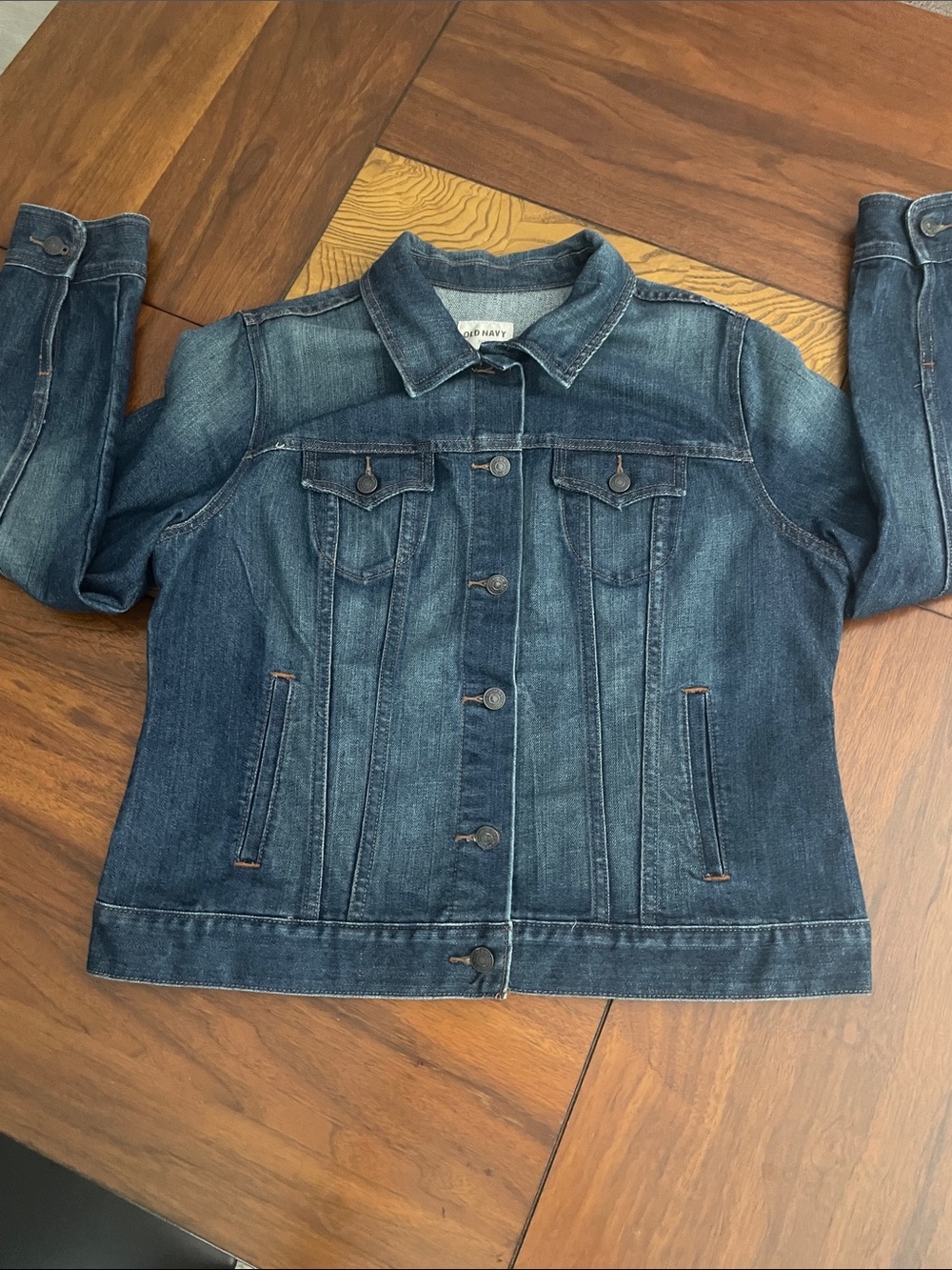 Old Navy Blue Denim Trucker Jacket M70 - Picture 4 of 10